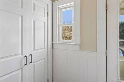 15 N Oceanside Road, Rockville Centre, NY 11570 - Photo 20