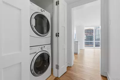 5 Renaissance Square #16D, White Plains, NY 10601 - Photo 10