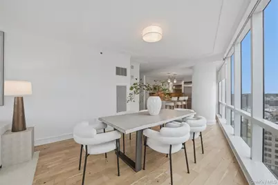 5 Renaissance Square #16D, White Plains, NY 10601 - Photo 6