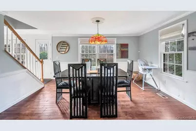 807 Union Avenue, Riverhead, NY 11901 - Photo 12
