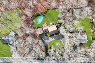 807 Union Ave, Riverhead, NY 11901 - Photo 6