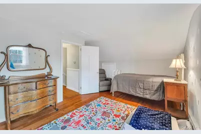 807 Union Avenue, Riverhead, NY 11901 - Photo 32