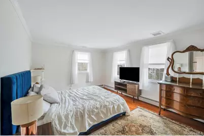 807 Union Avenue, Riverhead, NY 11901 - Photo 24