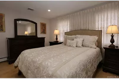 26 Wesley Avenue, Port Chester, NY 10573 - Photo 32