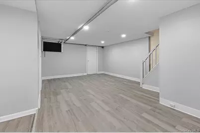 17967 Selover Road, Springfield Gardens, NY 11434 - Photo 38