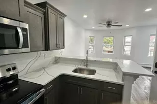 145-07 105th Ave, Jamaica, NY 11435 - Photo 2