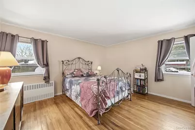 12 Viola Drive, Glen Cove, NY 11542 - Photo 18