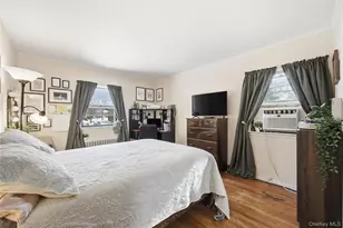 12 Viola Dr, Glen Cove, NY 11542 - Photo 16