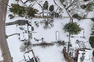 12 Viola Dr, Glen Cove, NY 11542 - Photo 36