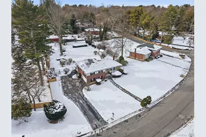 12 Viola Drive, Glen Cove, NY 11542 - Photo 34