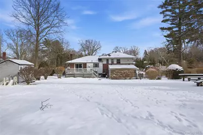 12 Viola Drive, Glen Cove, NY 11542 - Photo 32