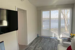 2 Sun Ct Ct, Hampton Bays, NY 11946 - Photo 8