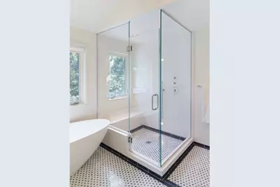 2 Sun Court Court, Hampton Bays, NY 11946 - Photo 28