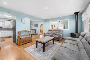 79 Roosevelt Ave, Massapequa, NY 11758 - Photo 4