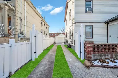 10946 174th Street, Jamaica, NY 11433 - Photo 6