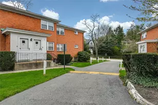 451 Main St, Northport, NY 11768 - Photo 2