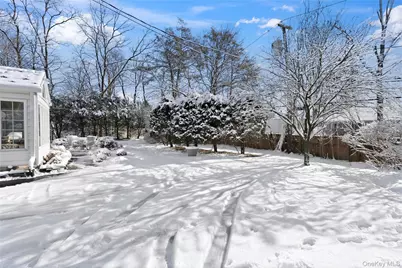 30 Glenwood Lane, East Hills, NY 11577 - Photo 18