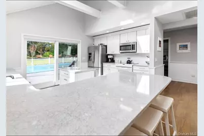 5 Juniper Lane, Southampton, NY 11968 - Photo 12