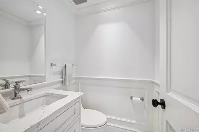 30 Club Lane, Remsenburg, NY 11960 - Photo 6