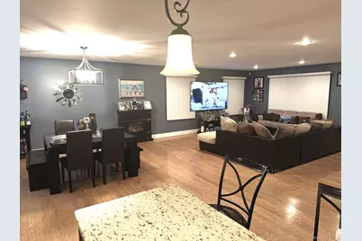 285 Daniel Street, Lindenhurst, NY 11757 - Photo 10