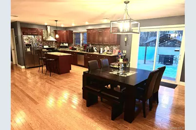 285 Daniel Street, Lindenhurst, NY 11757 - Photo 8