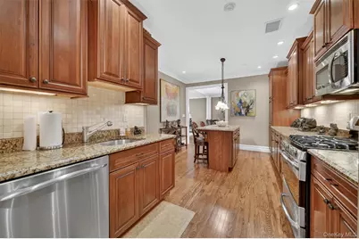 4205 Fred Ill Jr Court, Pearl River, NY 10965 - Photo 16