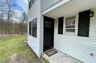 5 Frances Dr, Hopewell Junction, NY 12533 - Photo 2