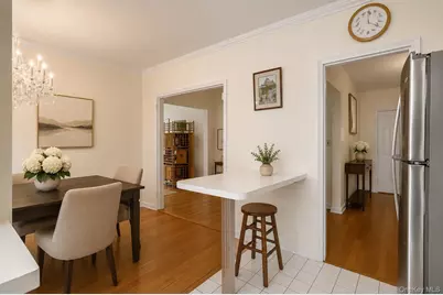 1815 Palmer Avenue #3X, Larchmont, NY 10538 - Photo 4