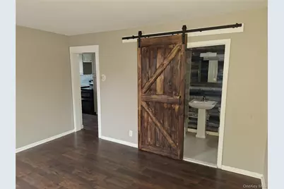 343 Washington Avenue #1, Kingston, NY 12401 - Photo 2