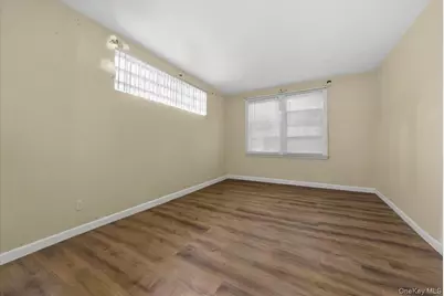 139-72 86th Road, Jamaica, NY 11435 - Photo 6