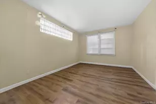 139-72 86th Rd, Jamaica, NY 11435 - Photo 6