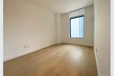 3 Court Square #614, Long Island City, NY 11101 - Photo 4