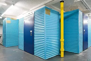 35-25 77th St, Jackson Heights, NY 11372 - Photo 38