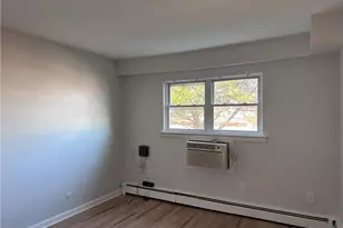 14 Alpine Dr, Wappingers Falls, NY 12590 - Photo 10