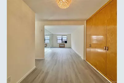 26-25 141st St #3E, Flushing, NY 11354 - Photo 1