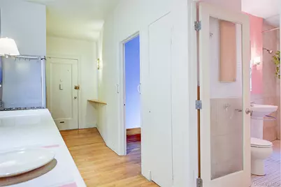 6 Burns Street #416, Forest Hills, NY 11375 - Photo 4