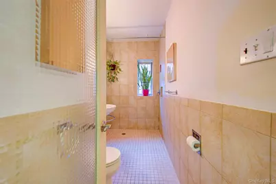 6 Burns Street #416, Forest Hills, NY 11375 - Photo 12