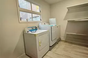 54-05 68th St, Maspeth, NY 11378 - Photo 36