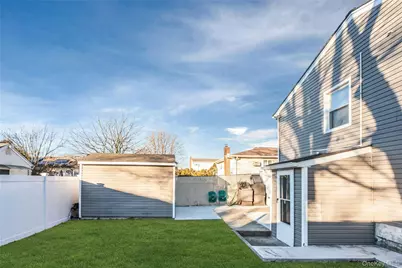 102A Claremont Avenue, West Babylon, NY 11704 - Photo 28