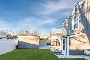 102A Claremont Ave, West Babylon, NY 11704 - Photo 28