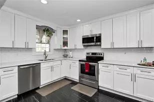 102A Claremont Ave, West Babylon, NY 11704 - Photo 12