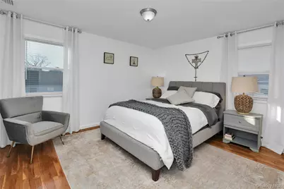 102A Claremont Avenue, West Babylon, NY 11704 - Photo 14