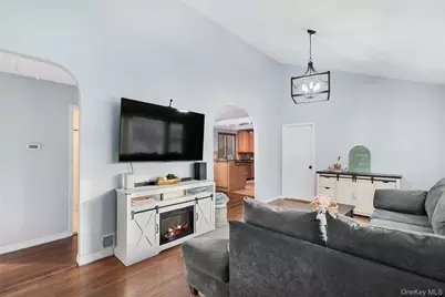 24 Homestead Drive, Carmel, NY 10512 - Photo 12