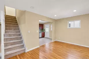 46 Falcon Dr, Hauppauge, NY 11788 - Photo 8