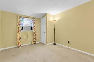 46 Falcon Dr, Hauppauge, NY 11788 - Photo 18