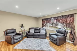 46 Falcon Dr, Hauppauge, NY 11788 - Photo 6