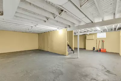 46 Falcon Drive, Hauppauge, NY 11788 - Photo 18