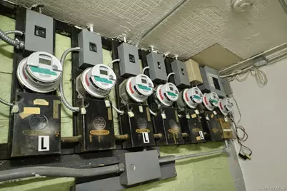 1679 Gates Avenue, Ridgewood, NY 11385 - Photo 14