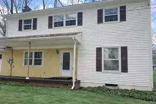 84 Hillis Terrace, Poughkeepsie, NY 12603 - Photo 2