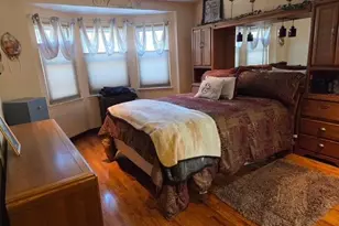 15-50 Waters Edge Dr, Bayside, NY 11360 - Photo 4